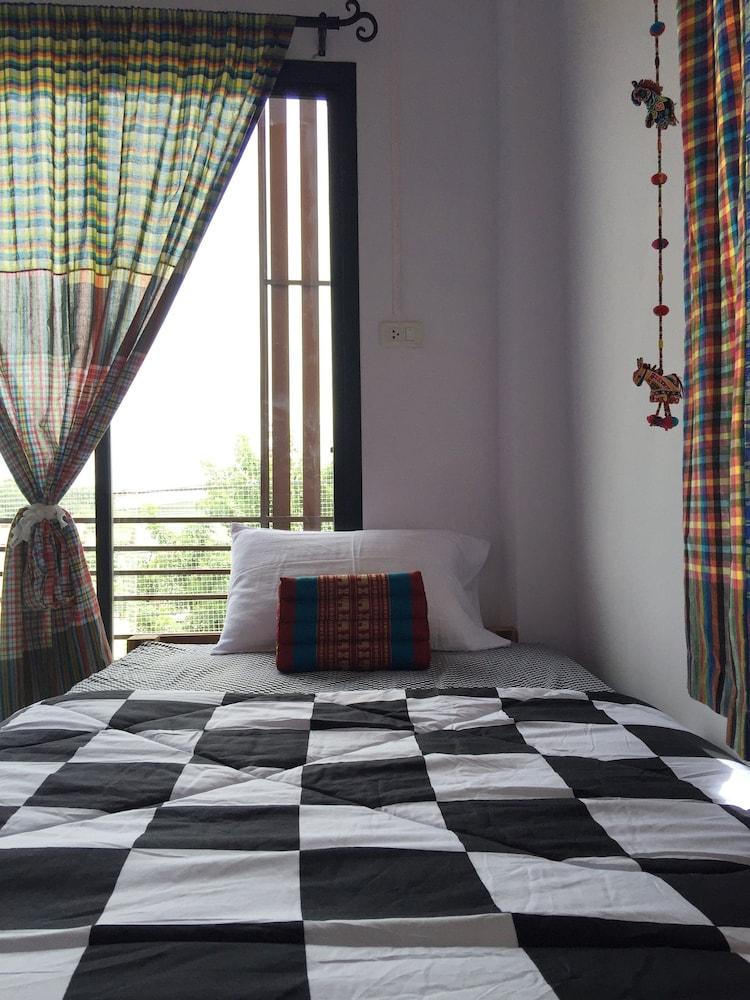 Sukhothai Cozy Hostel & Dorm