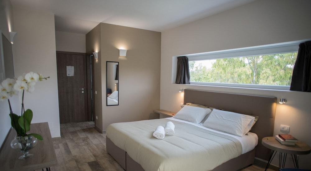 B&B Sorahnia Design House