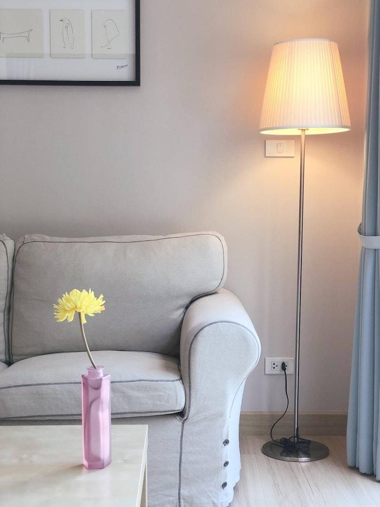 Palm Crescent Huahin Resort