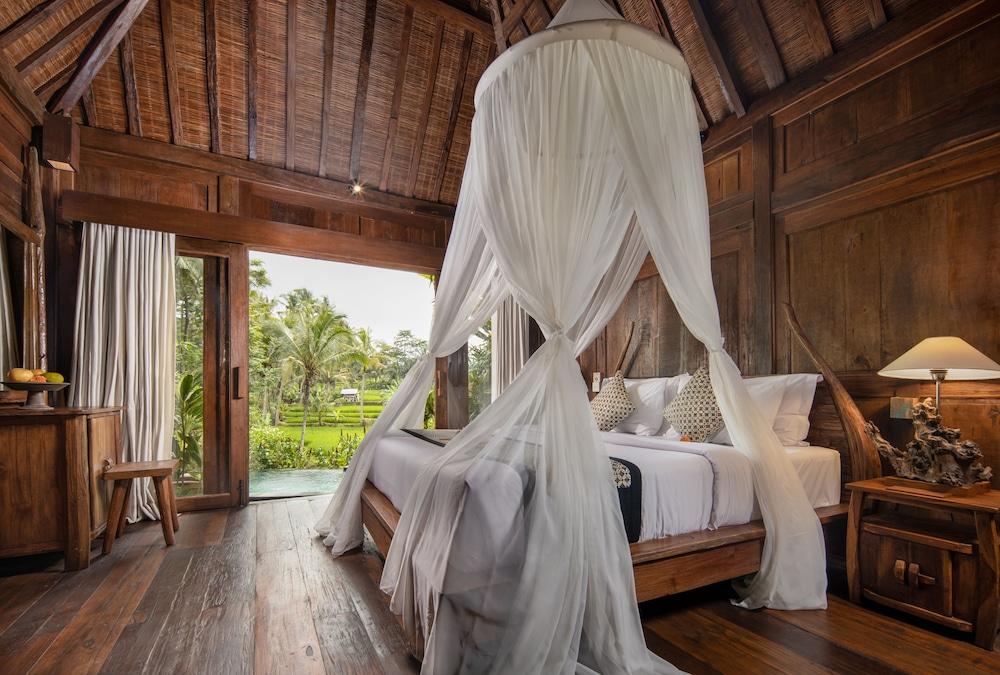 Madani Antique Villas