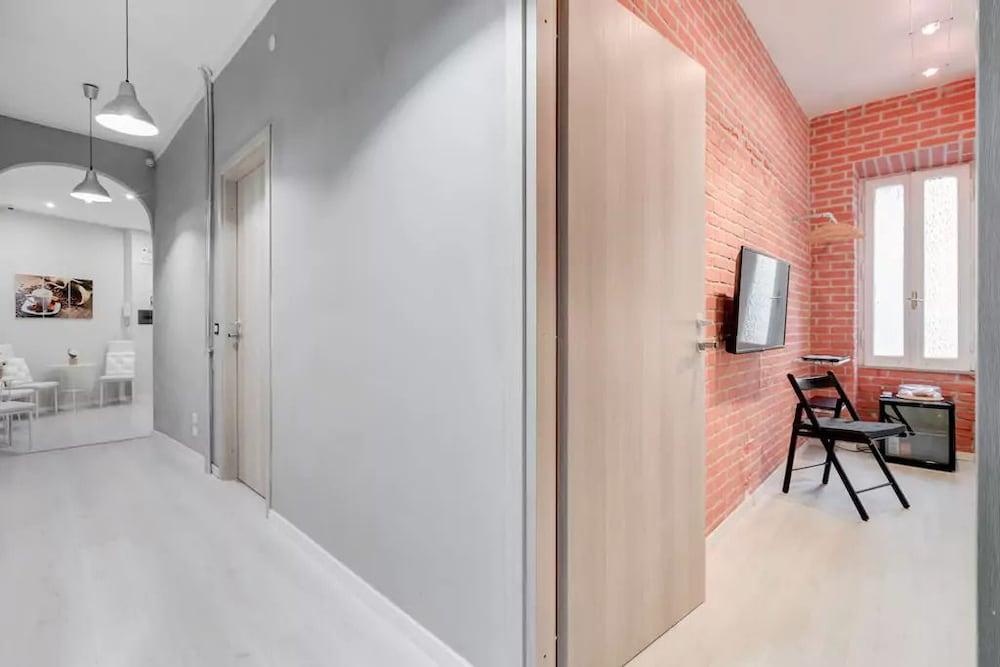 Moonlight Inn Guest House