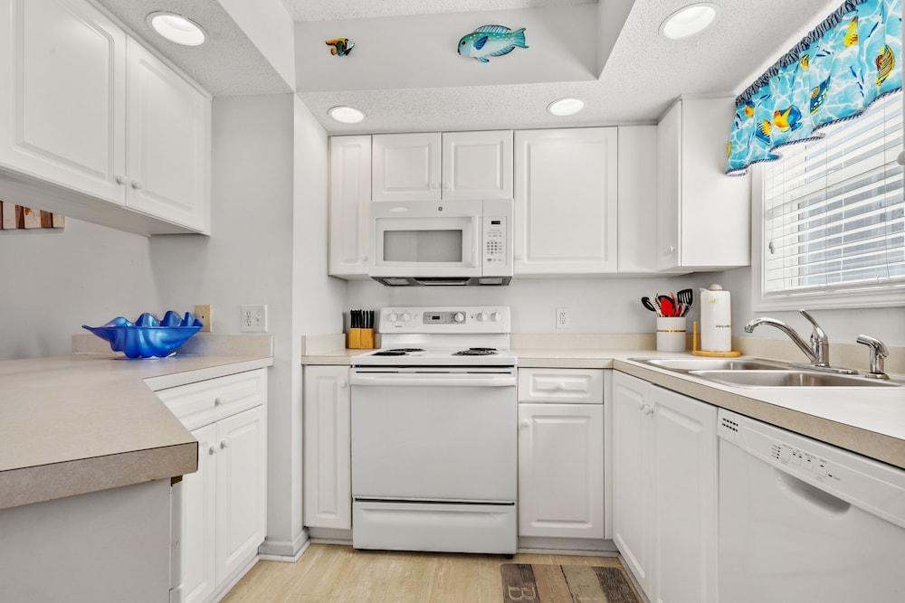 Shorehaven 16B by RedAwning