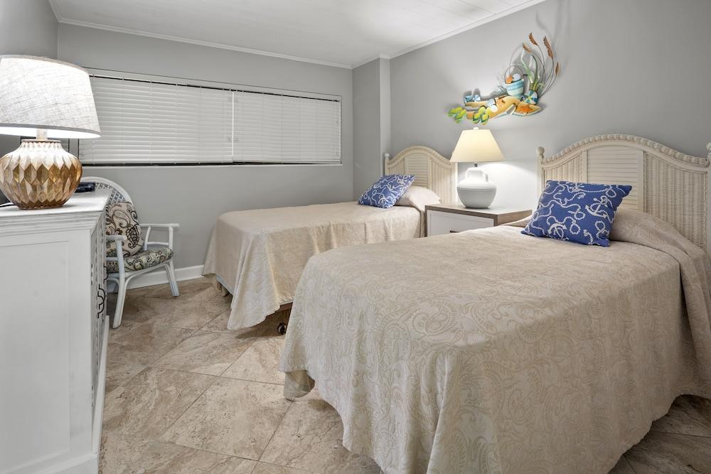 Shoreham Towers 2D by RedAwning