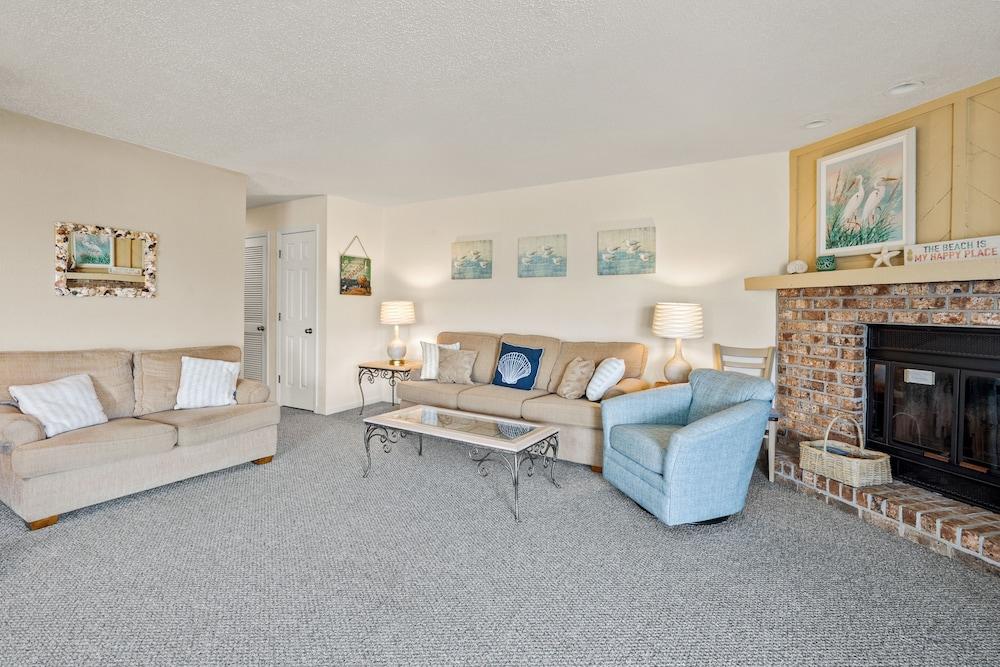 Tilghman Lakes B3 by RedAwning