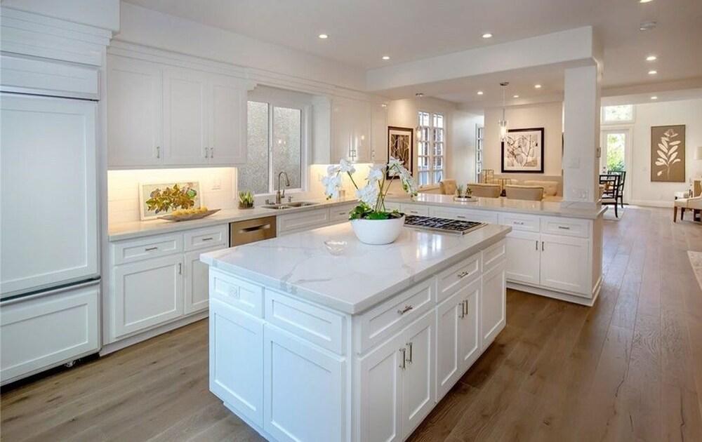 Village Luxury by RedAwning