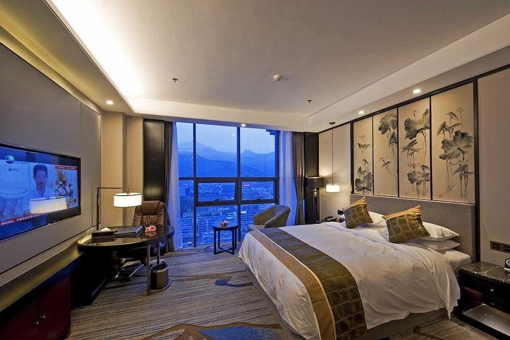 Foreman Apartment Hotel Taishan