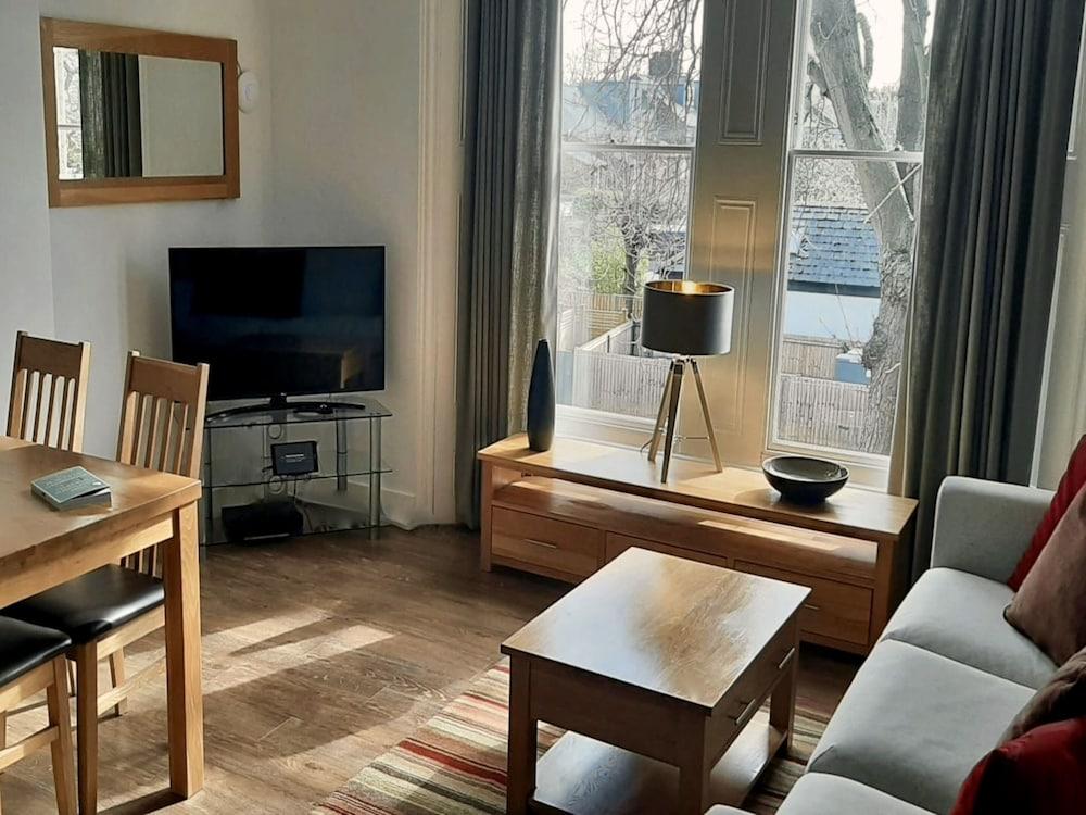 Your Space Apartments - Jubilee House