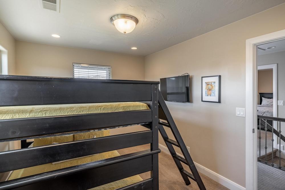 Kickin' It At Karisma 2