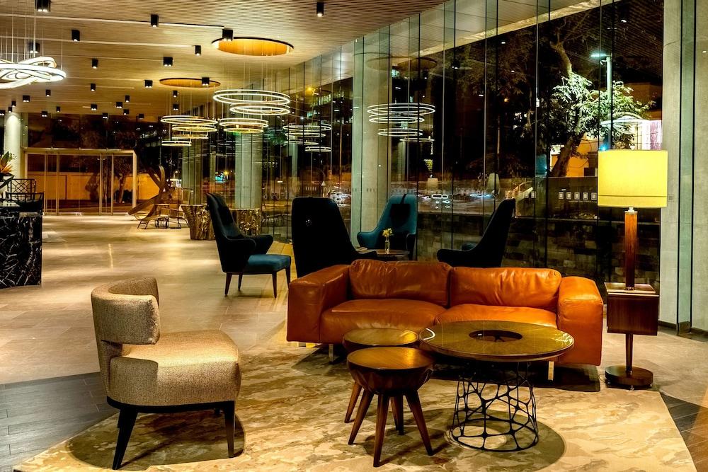 Hyatt Centric San Isidro Lima