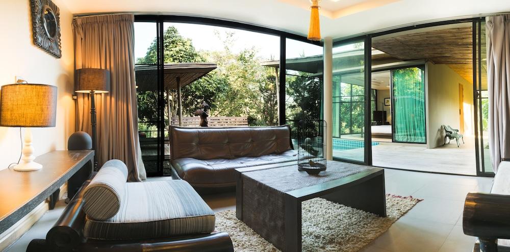 Canary Natural Resort