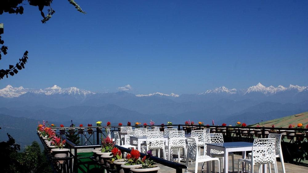 Parwati Resort - A Luxury Himalaya View Resort In Patal Bhuvaneshwar