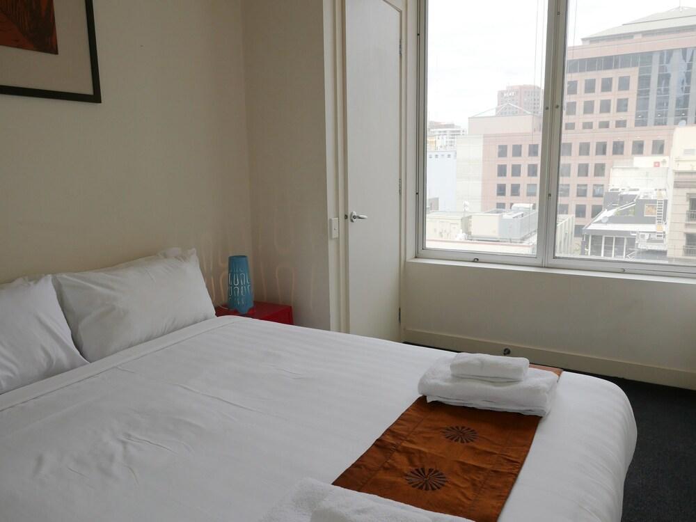 Corporate Stayz at Collins