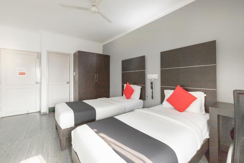 Capital O 3740 Golden Sands