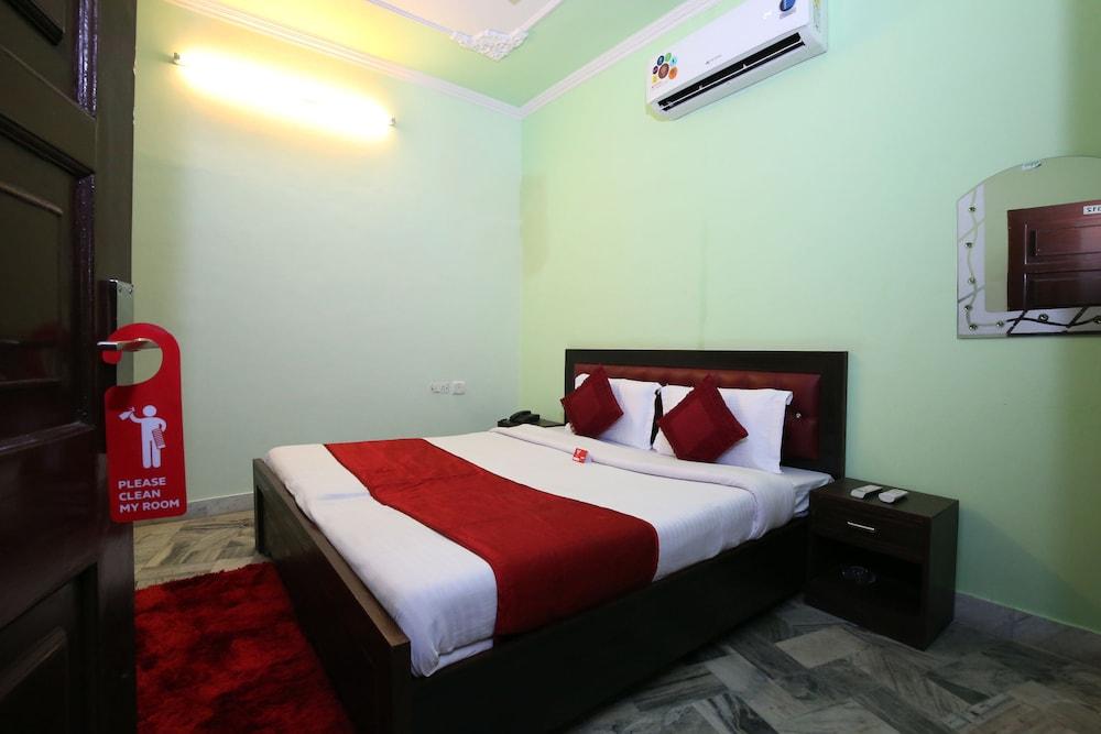 OYO 9039 Hotel Lotus