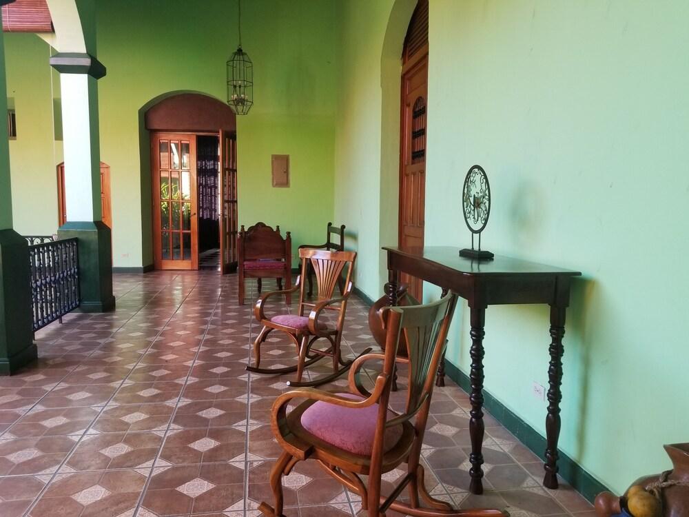 Casa Genesis Colonial Mansion in Granada