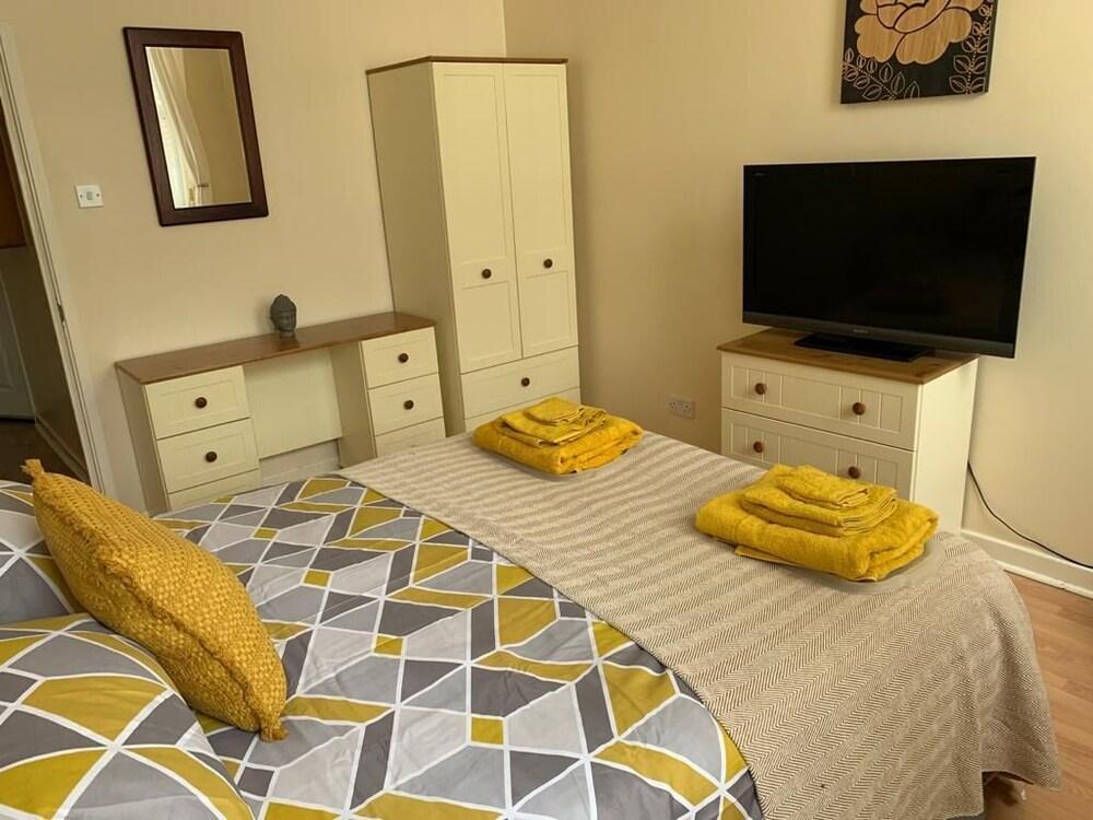 Marley Mansions Apartments - King St Ref : 10/3