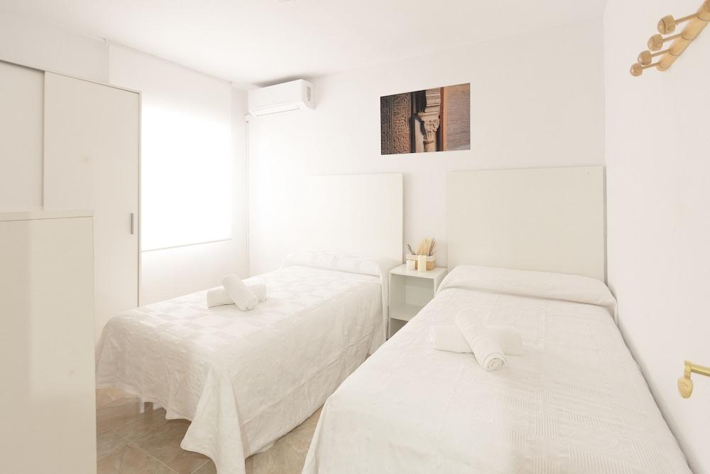 Surtrip Apartamentos - Tórtola I