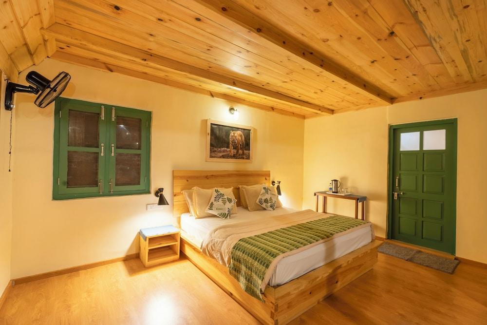 Latitude 29 by The Lake Resort