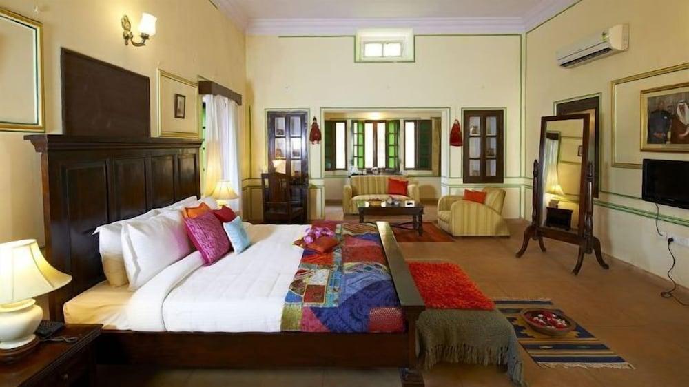 Hotel Roop Vilas Palace