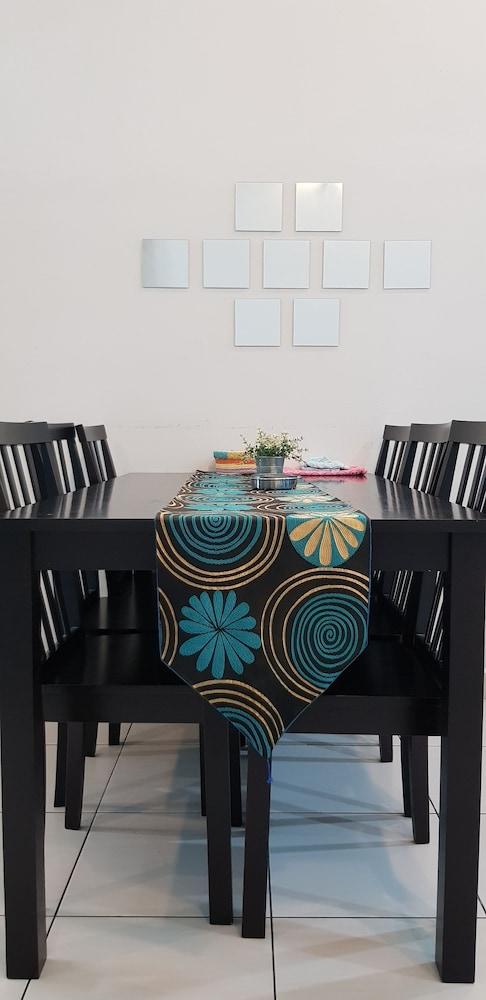 Fahaz Taiping Homestay