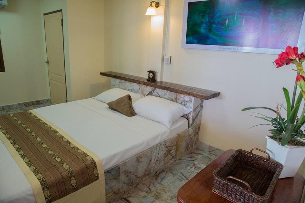 Happy House On The Beach