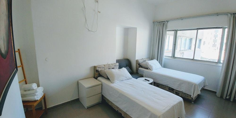 Begin19 Apartment Hotel