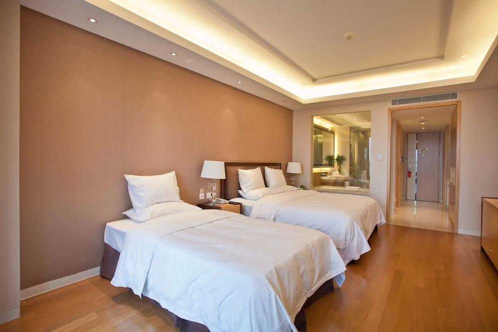 Qiandao Lake Greentown Ling Yun Apartment