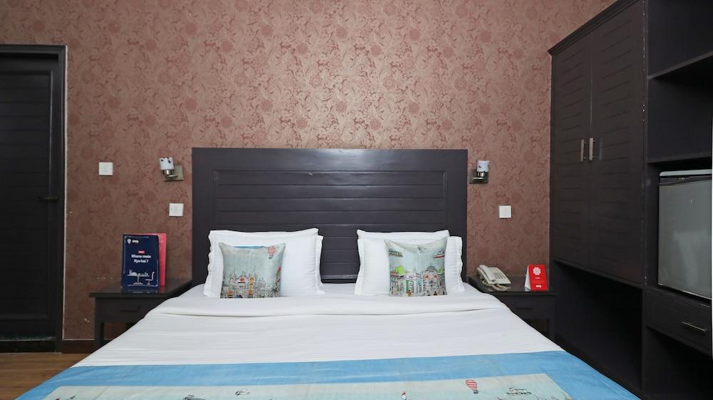 OYO 2227 Hotel Chalet