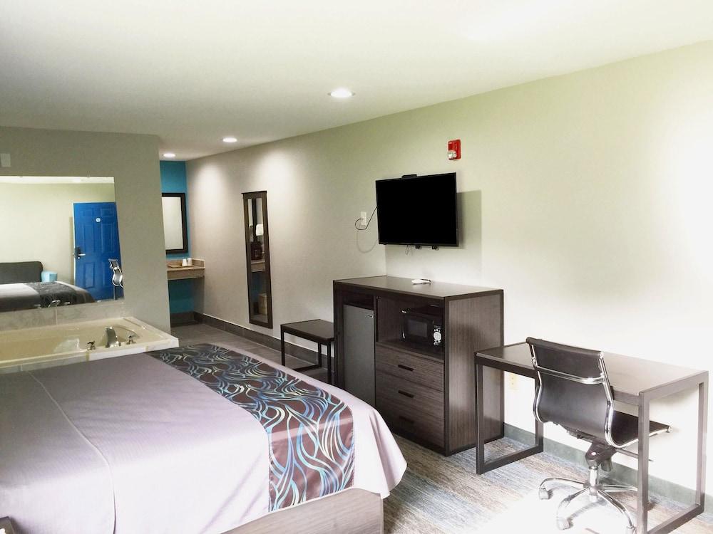Americas Best Value Inn & Suites Mont Belvieu Houston