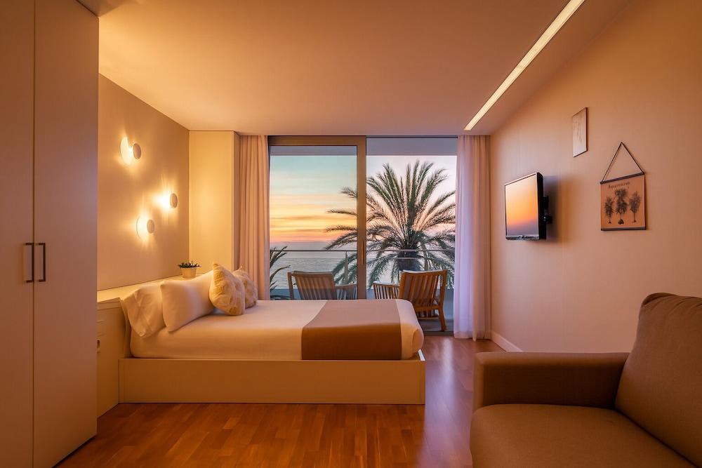 Meraki Beach Hotel - Adults Only