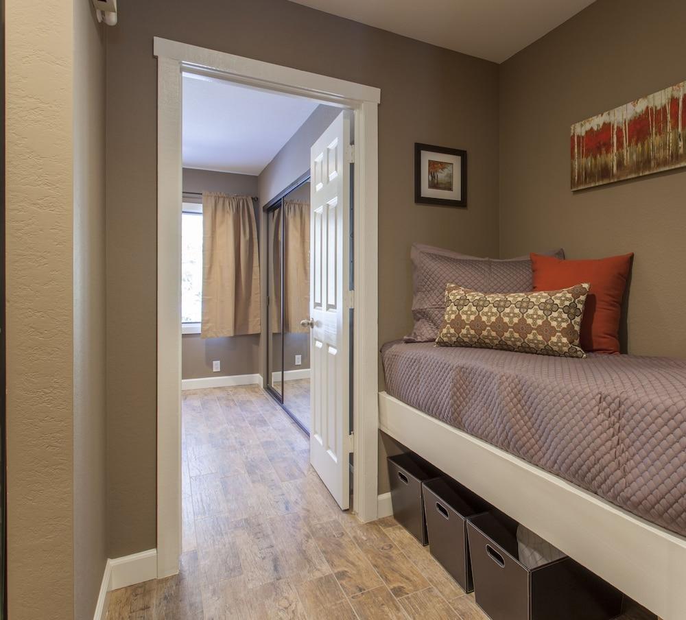 Snowcreek 405 Phase III