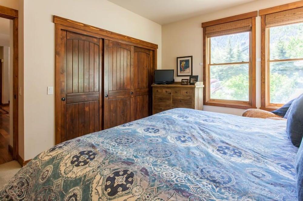 Snowcreek 883 Phase V