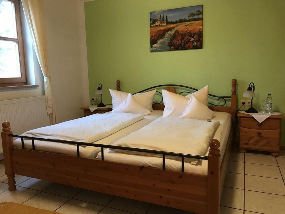 Hotel & Reiterhof Gut Weihersmühle