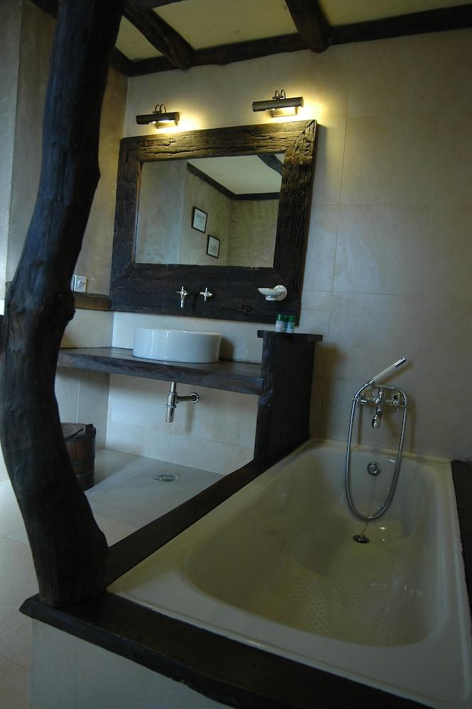 Pugdundee Safaris Kings Lodge