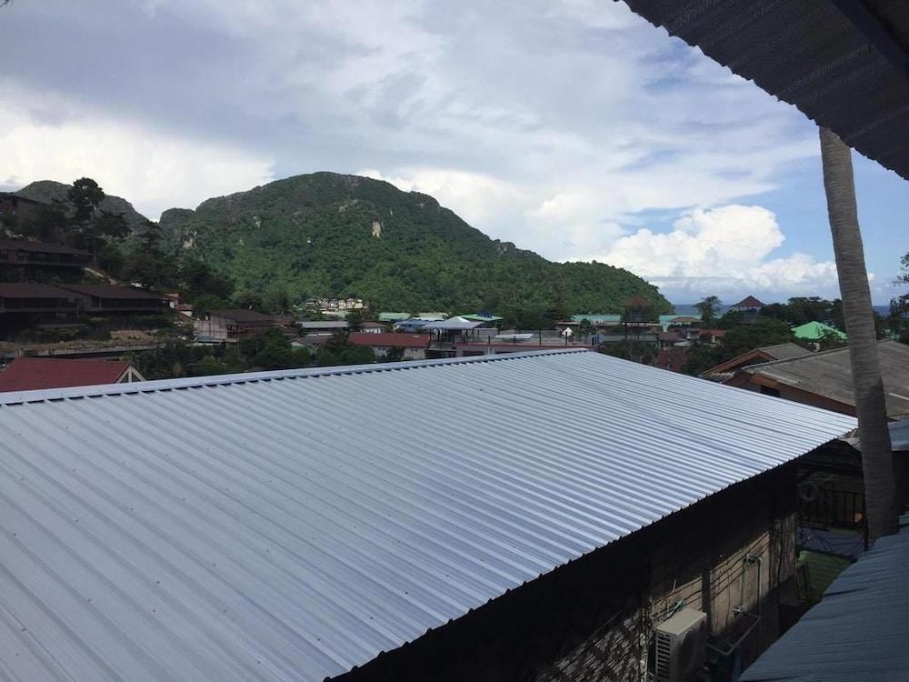 Phi Phi Scenery Guesthouse