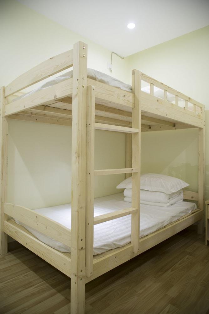 Hangzhou Memory Travel International Hotel- Edge West Lake