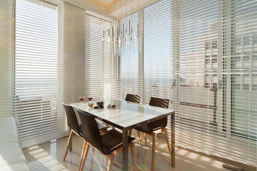 Sunset Panorama Apartment by Sea N' Rent