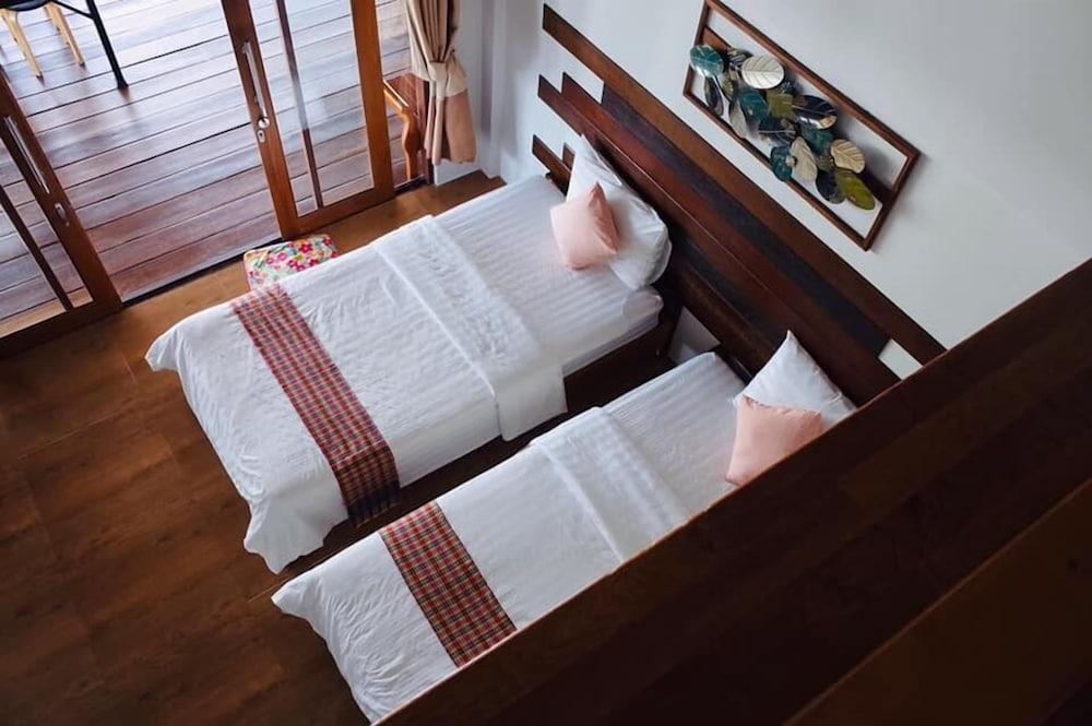 Baanchansamut Homestay