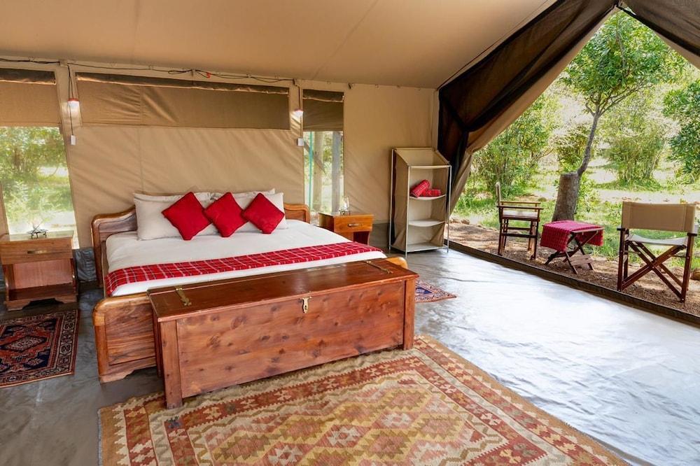 Hammerkop Migration Camp