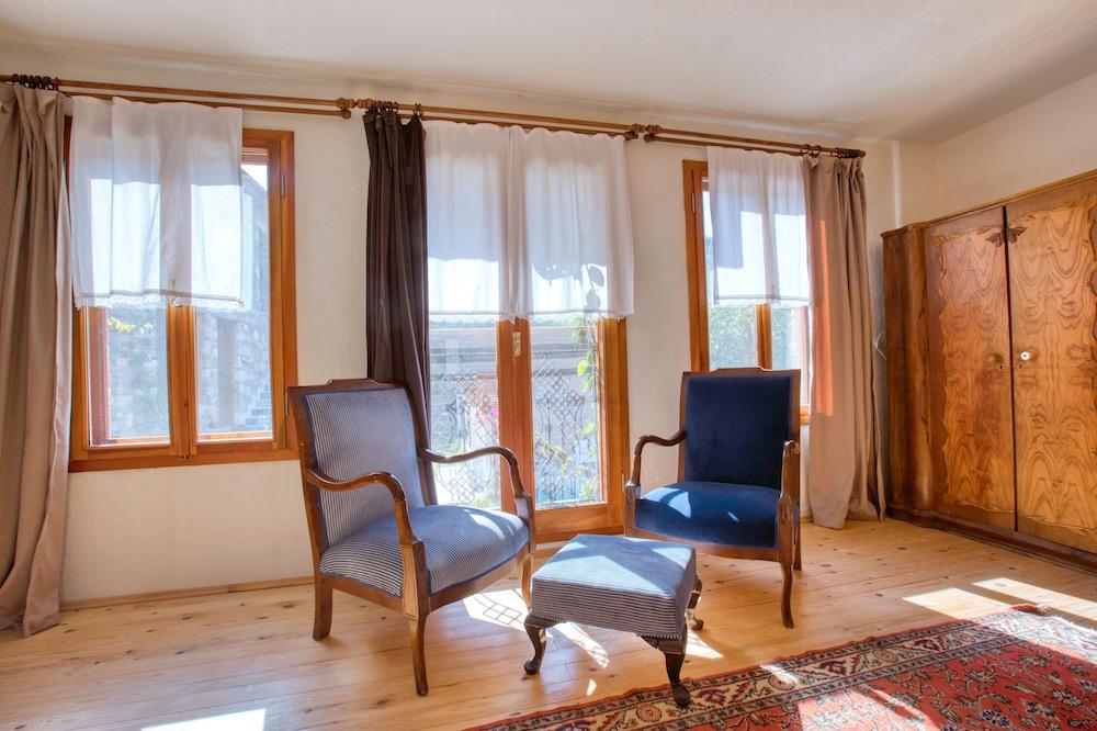 Kirazli Sultan Konak