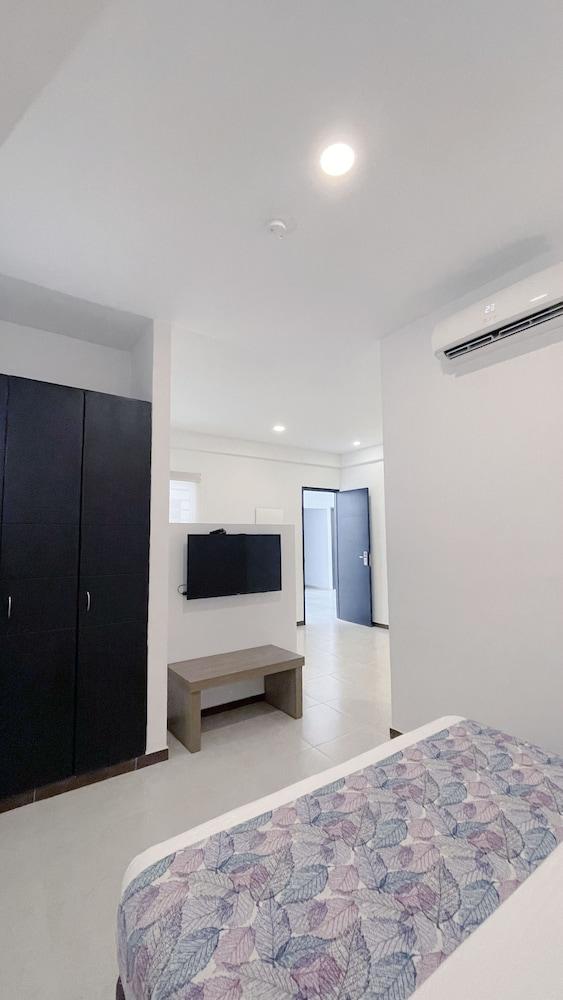 MS Pacífico Chipichape Plus