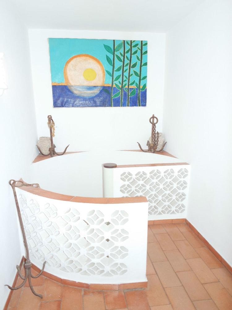 A06 - Seaview 1 Bed Apartment by DreamAlgarve