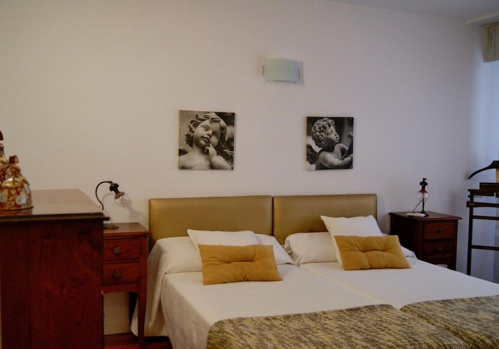 Oh Madrid Mayor Square