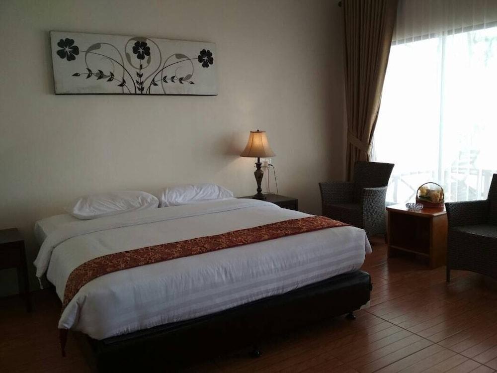 New Marjoly Beach & Resort