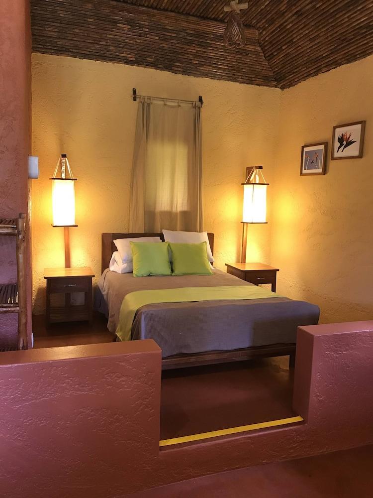 Cordillera Escalera Ecolodge