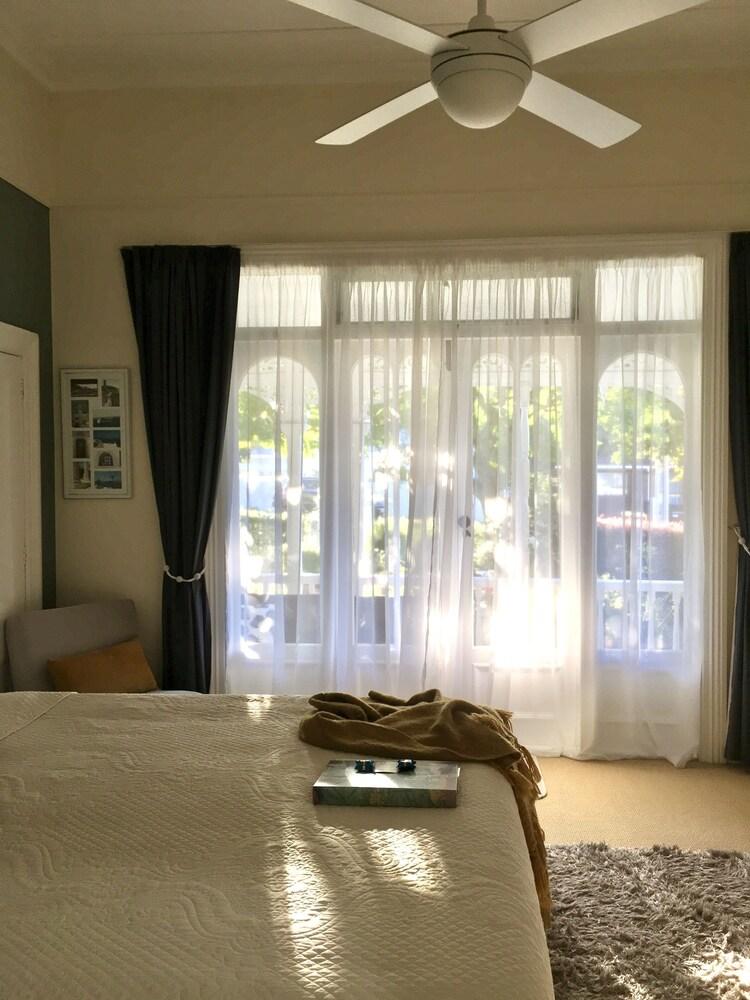 Chelsea House Bed & Breakfast