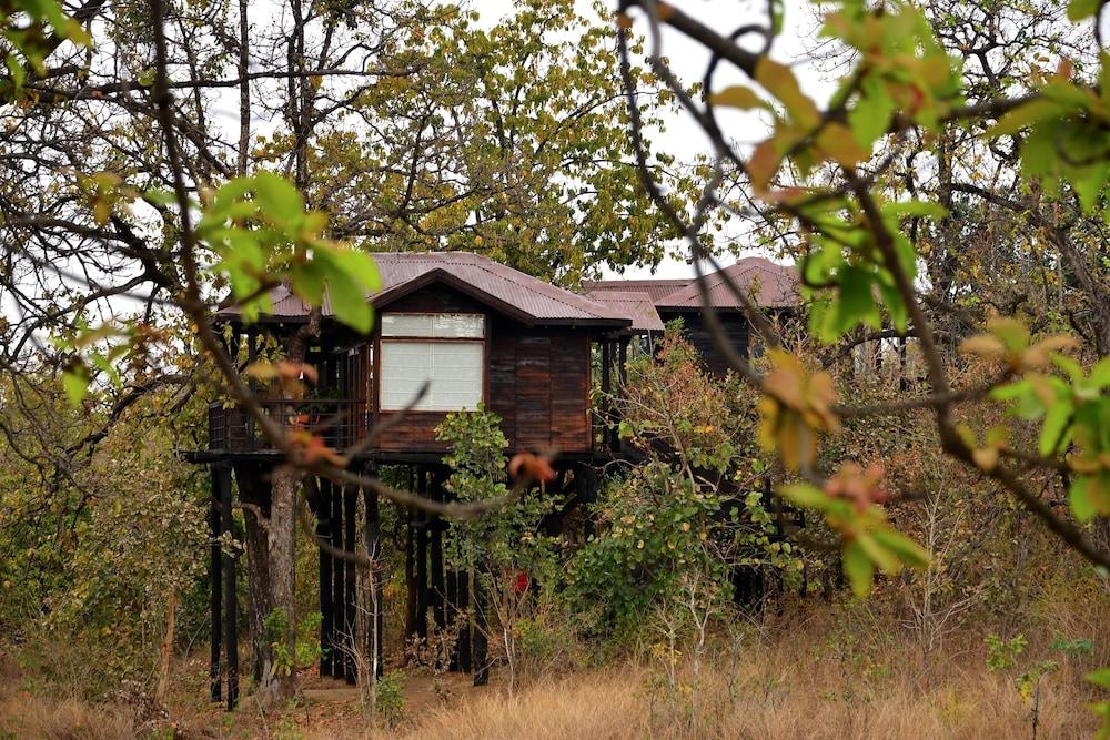 Pugdundee Safaris - Pench Tree Lodge