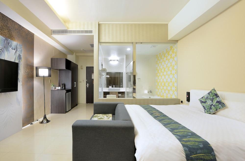 Hu Yue Lakeview Hotel