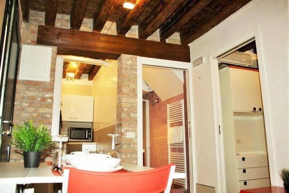 Mario Apartment 3028 F