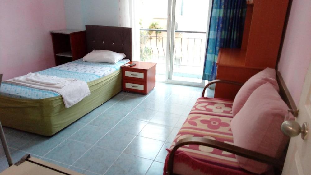 White Cat Sevgi Otel